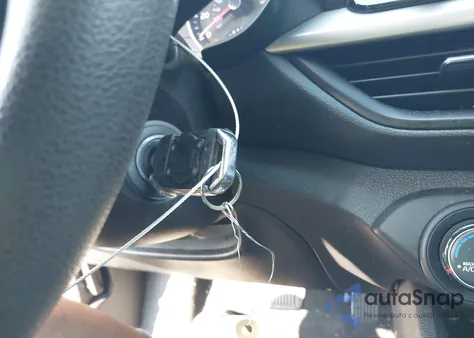 2021 Kia Forte Lxs z USA, uszkodzony, nr VIN 3KPF24AD3ME408910